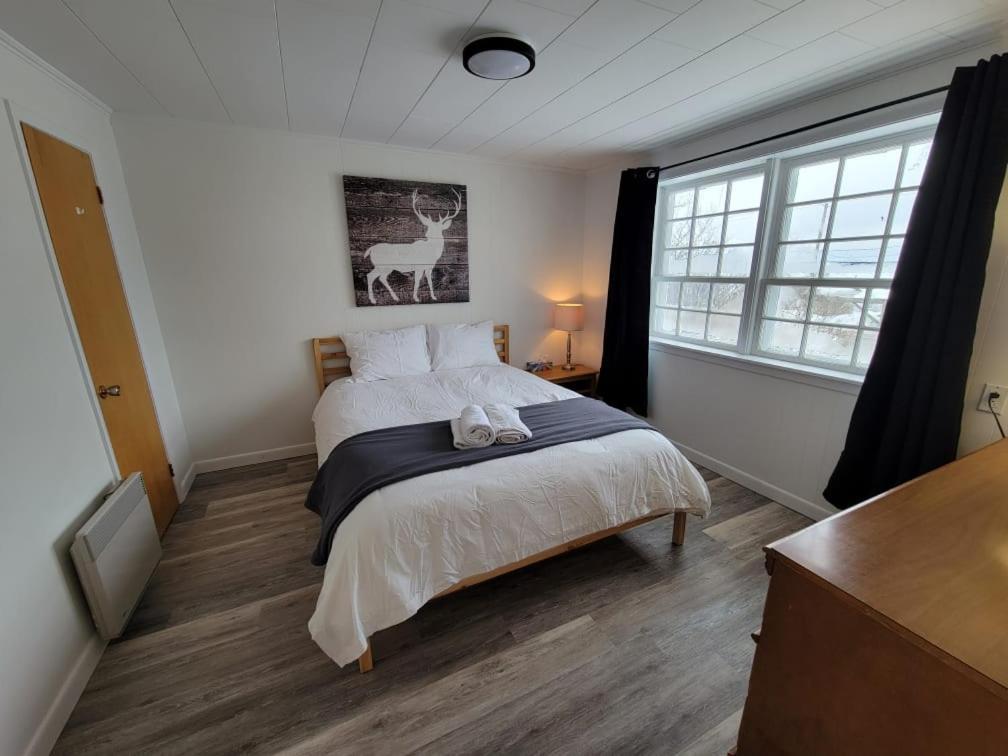 Aux 4 Vents - Auberg'Inn Carleton-sur-Mer Bagian luar foto