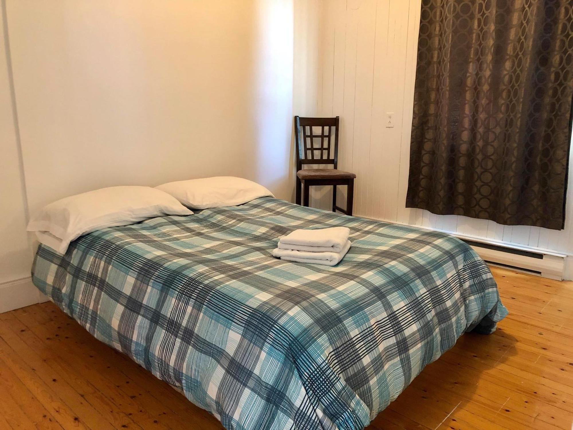 Aux 4 Vents - Auberg'Inn Carleton-sur-Mer Ruang foto