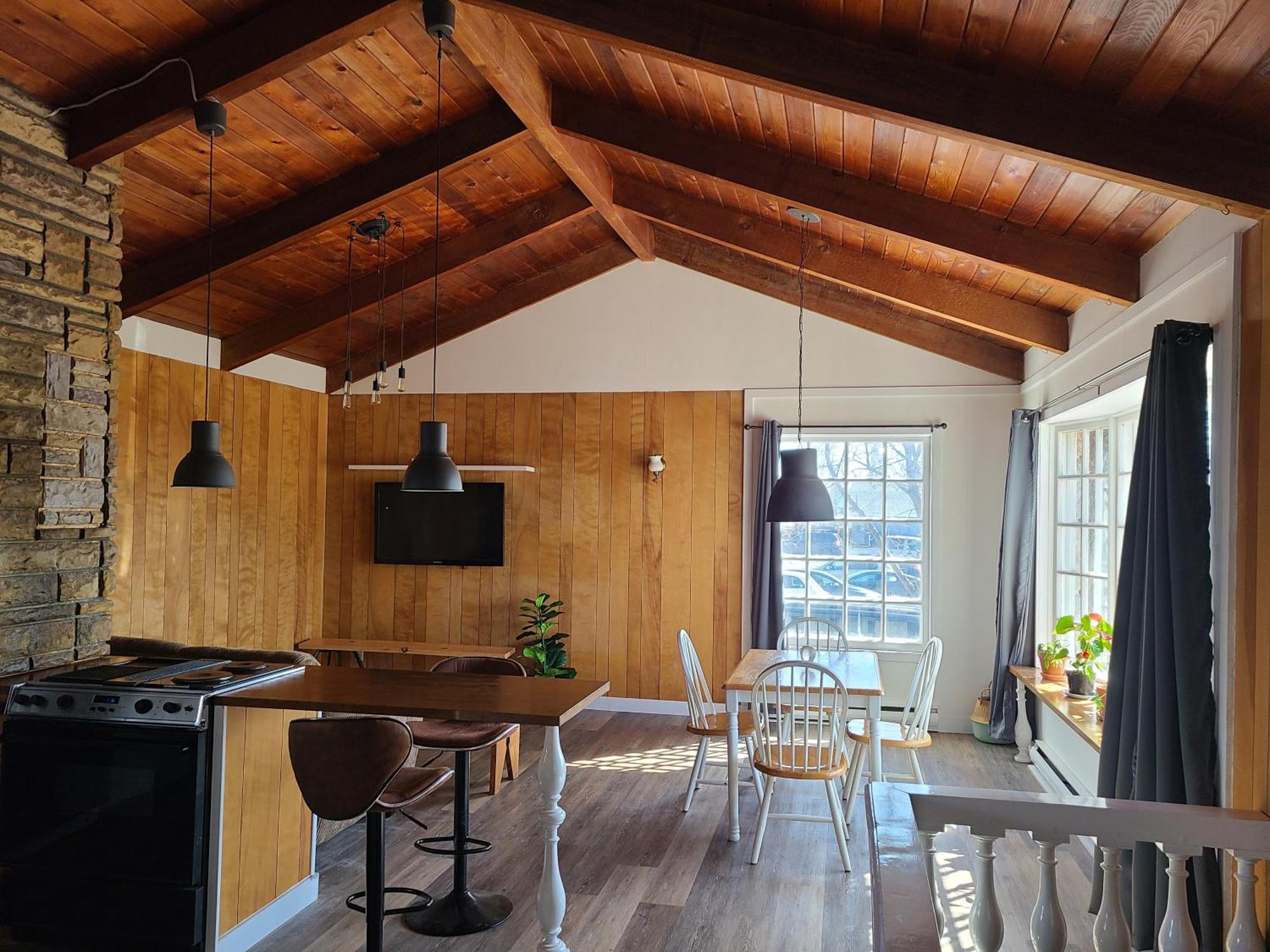 Aux 4 Vents - Auberg'Inn Carleton-sur-Mer Bagian luar foto