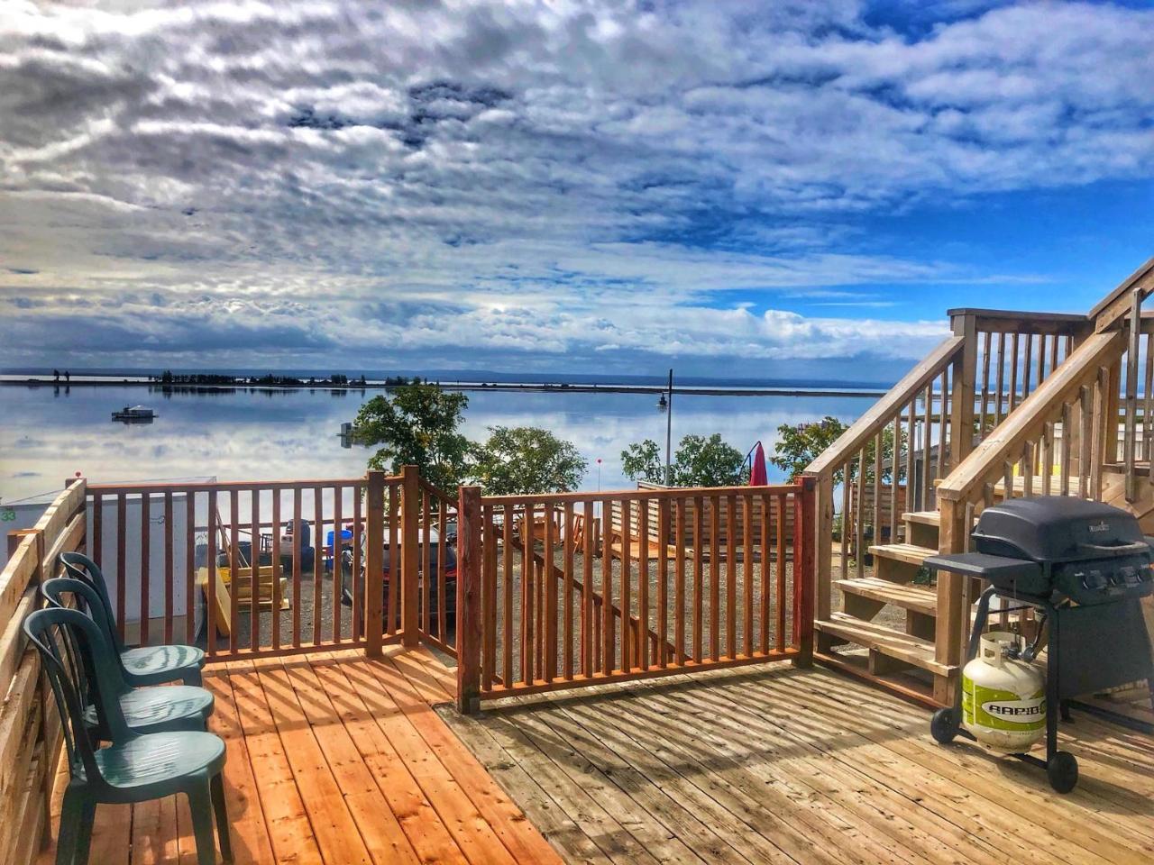 Aux 4 Vents - Auberg'Inn Carleton-sur-Mer Bagian luar foto
