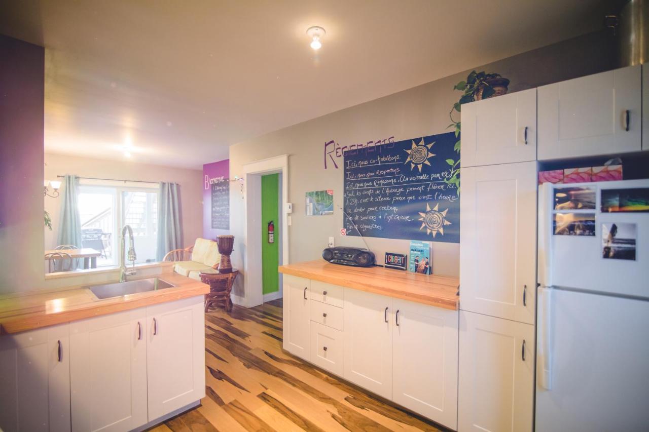 Aux 4 Vents - Auberg'Inn Carleton-sur-Mer Bagian luar foto
